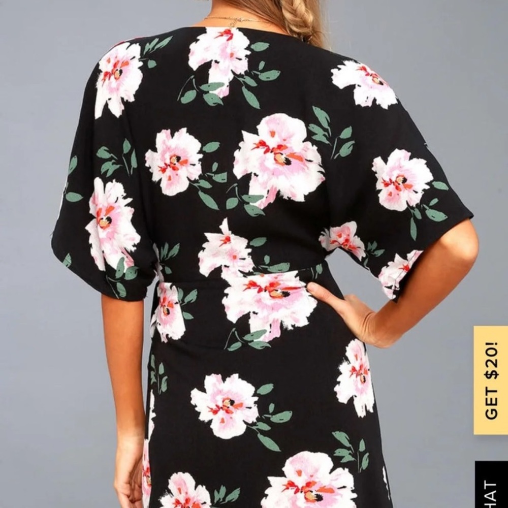 Lulus floral wrap dress. New with tags! - Picture 2 of 6